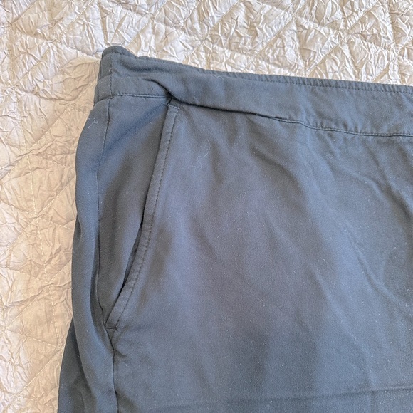 Old Navy Wide Leg Pants - Picture 3 of 3